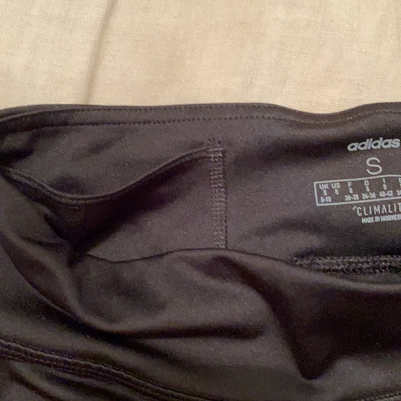 Black Adidas leggings, worn once - Picture 4 of 4